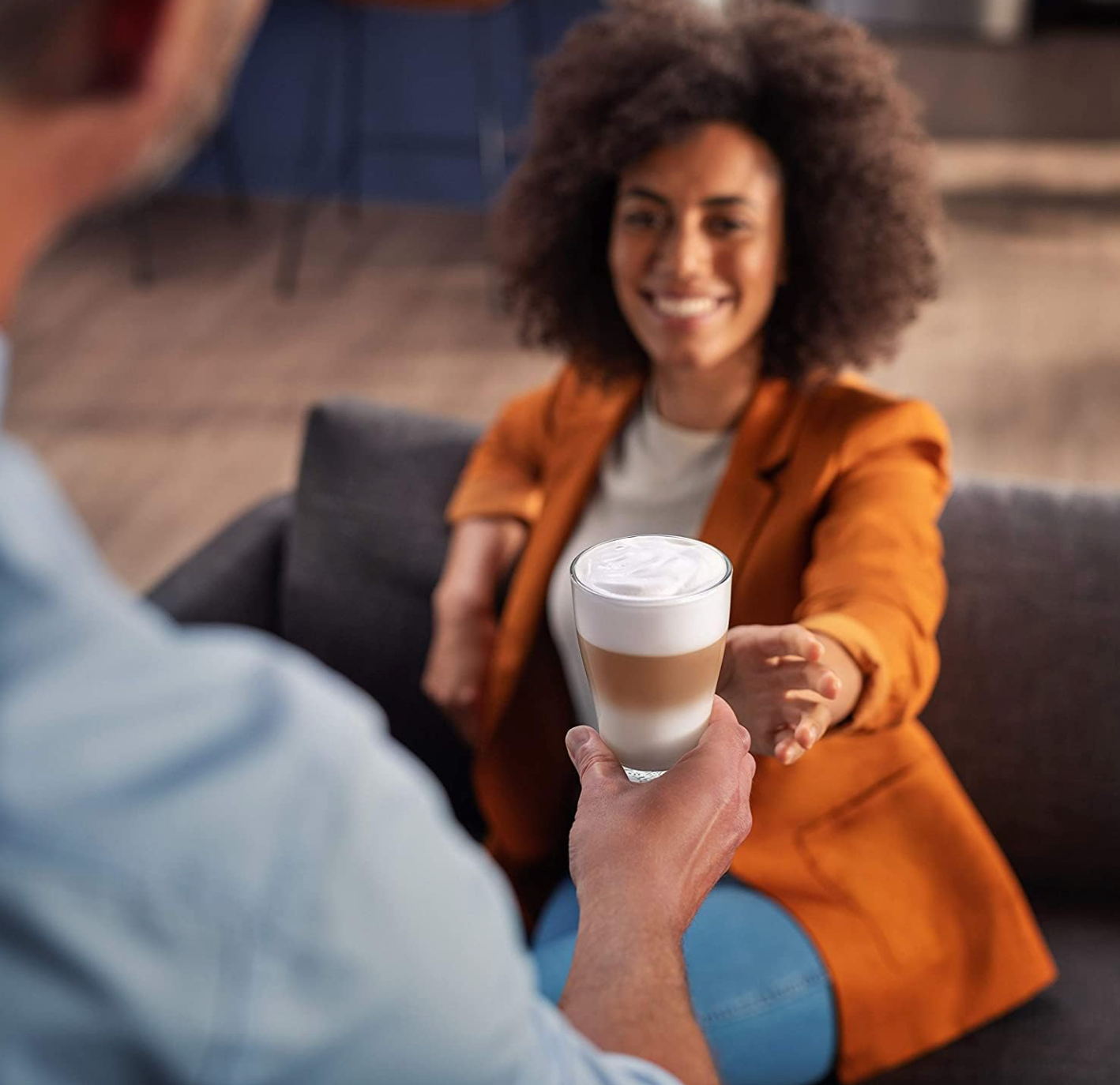 Philips LatteGo 5400 Kaffeevollautomat – Touch Display, 4 Profile, Perfekter Milchschaum (EP5447/90)